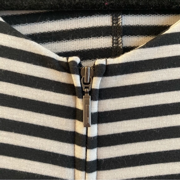 Soft Surroundings Calista Zip Tunic Top Striped Back White Longline Size Medium - Picture 9 of 11